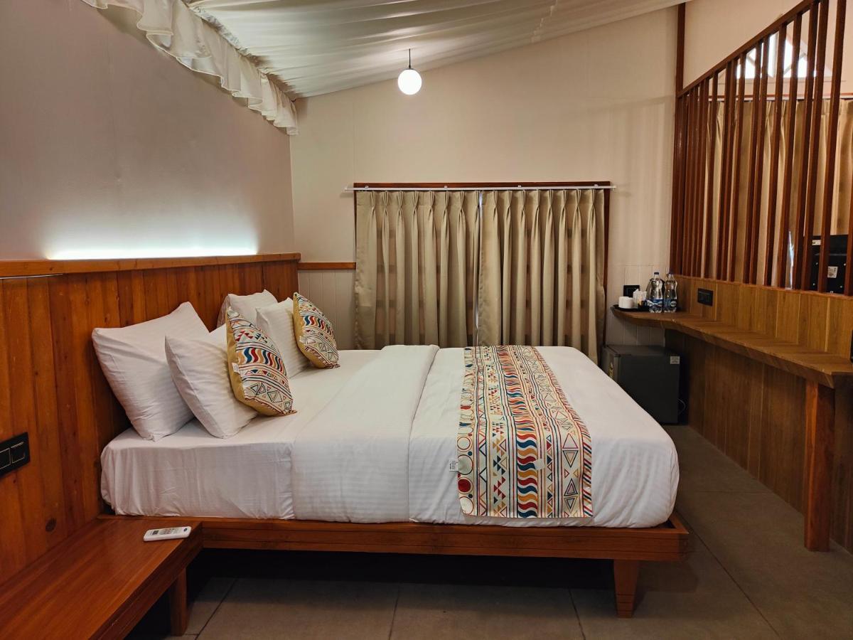 Nirvana Resort And Restaurant Garudeshwar Esterno foto